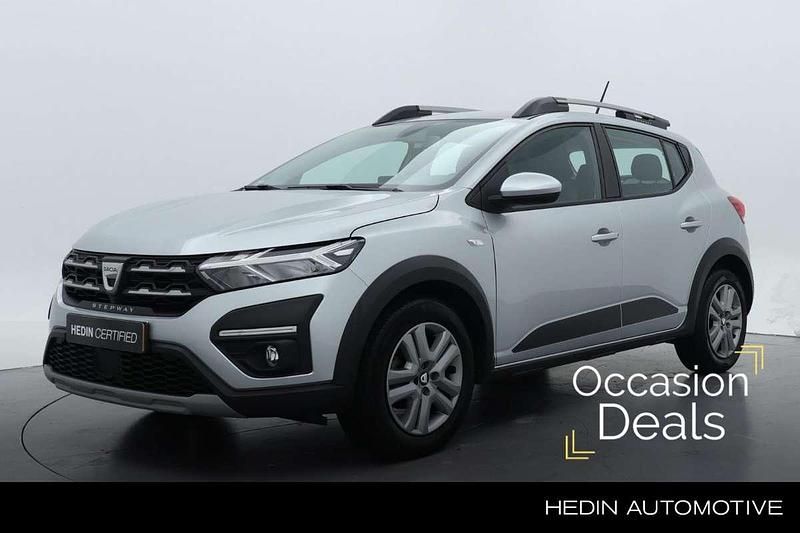 Grijs Occasion 2021 Dacia Sandero Comfort Hatchback | € 11.745 (Eerlijke prijs) - Afbeelding 1/3