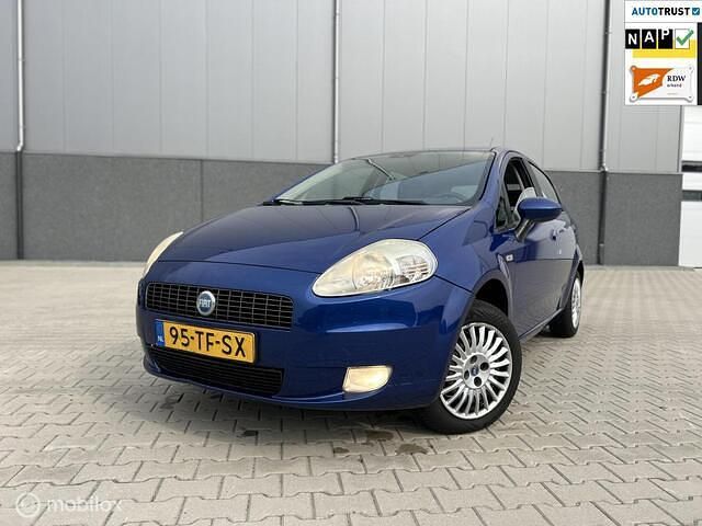 Blauw Gebruikt 2006 Fiat Punto Classica Hatchback | € 2.499 (Eerlijke prijs) - Afbeelding 1/4