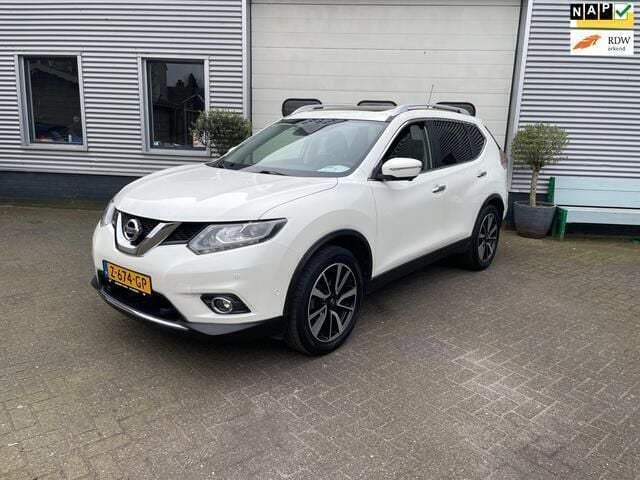 Wit Gebruikt 2017 Nissan X-Trail Tekna SUV | € 17.500 (Eerlijke prijs) - Afbeelding 1/4