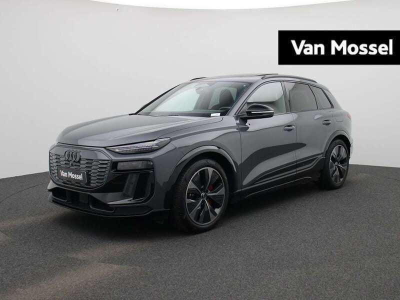Grijs Gebruikt 2024 Audi SQ6 e-tron S-Line SUV | € 86.900 - Afbeelding 1/4