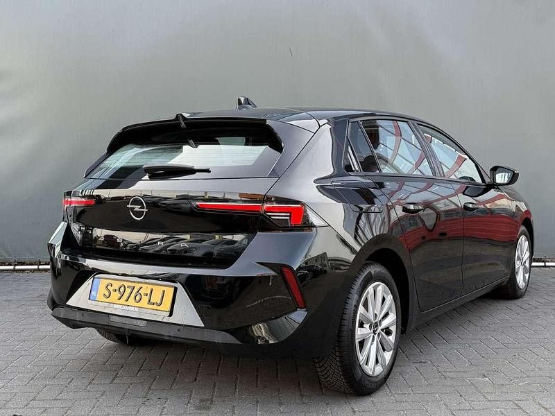 Occasion Opel Astra 112 PK (82 kW) 2023 Zwart Hatchback
