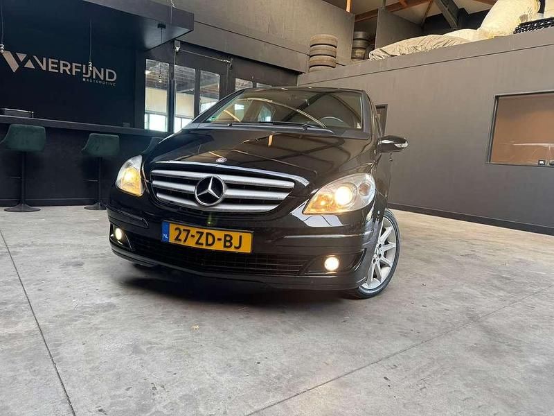 Zwart Gebruikt 2008 Mercedes B200 MPV | € 3.995 (Goede deal) - Afbeelding 1/4