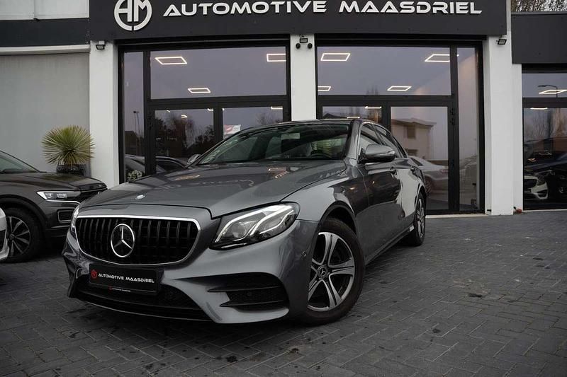 Grijs Occasion 2019 Mercedes E200 AMG line Sedan | € 34.950 (Iets duurder) - Afbeelding 1/4