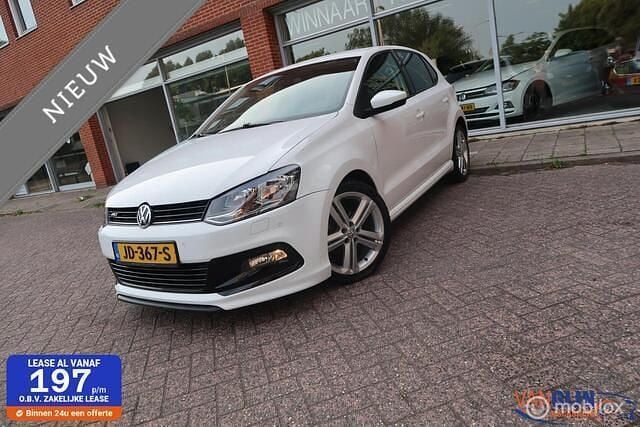 Wit Gebruikt 2016 VW Polo R-line Hatchback | € 11.950 (Eerlijke prijs) - Afbeelding 1/4