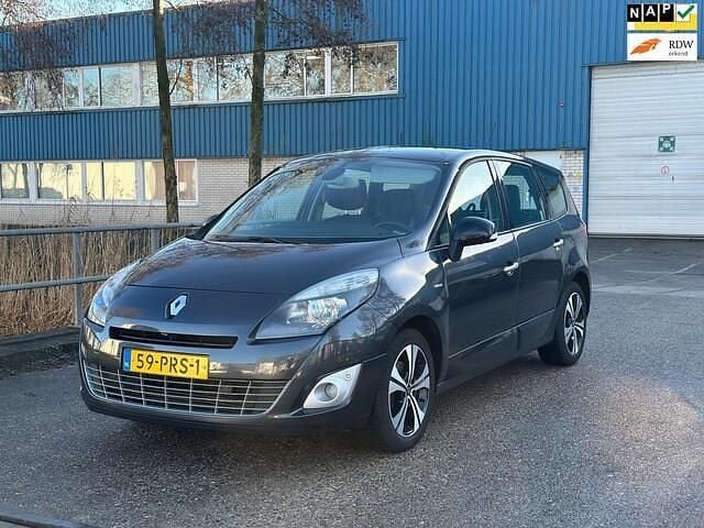 Grijs Occasion 2011 Renault Grand Scénic III Bose Edition MPV | € 5.250 (Eerlijke prijs) - Afbeelding 1/4