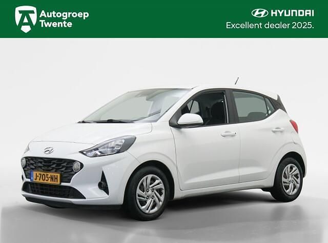 Wit Gebruikt 2020 Hyundai i10 Comfort Hatchback | € 14.950 (Eerlijke prijs) - Afbeelding 1/4
