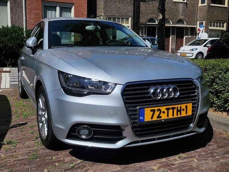 Zilver Gebruikt 2012 Audi A1 Hatchback | € 9.950 (Eerlijke prijs) - Afbeelding 1/4