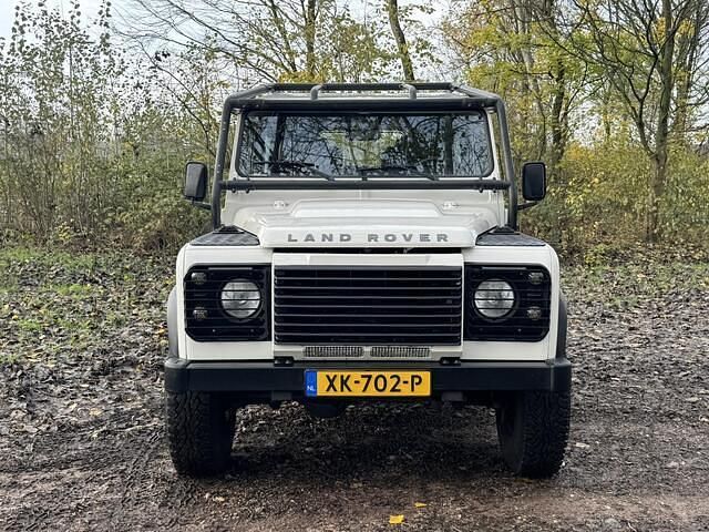 Occasion Land Rover Defender 122 PK (89 kW) 2010 Wit Stationwagen