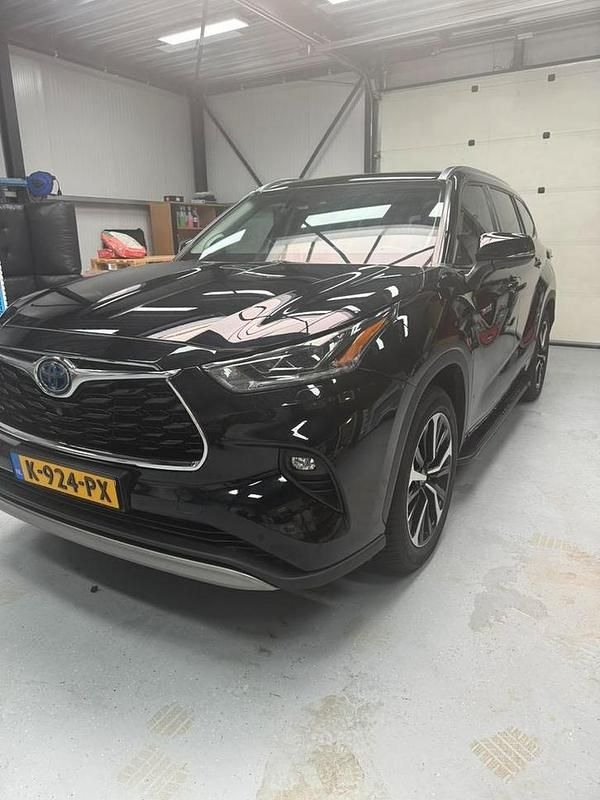 Gebruikt 2021 Toyota Highlander SUV | € 48.900 - Afbeelding 1/4