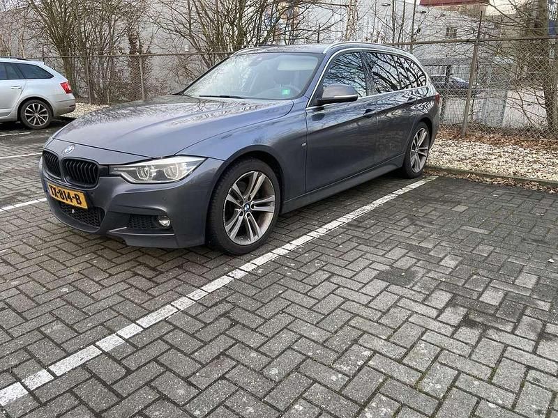 Occasion BMW 330 Executive 258 PK (189 kW) 2016 Grijs Stationwagen
