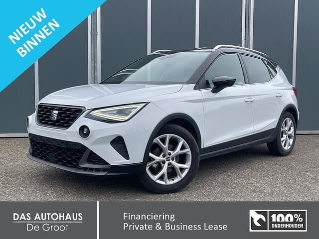 Wit Gebruikt 2023 Seat Arona FR SUV | € 20.795 (Eerlijke prijs) - Afbeelding 1/2