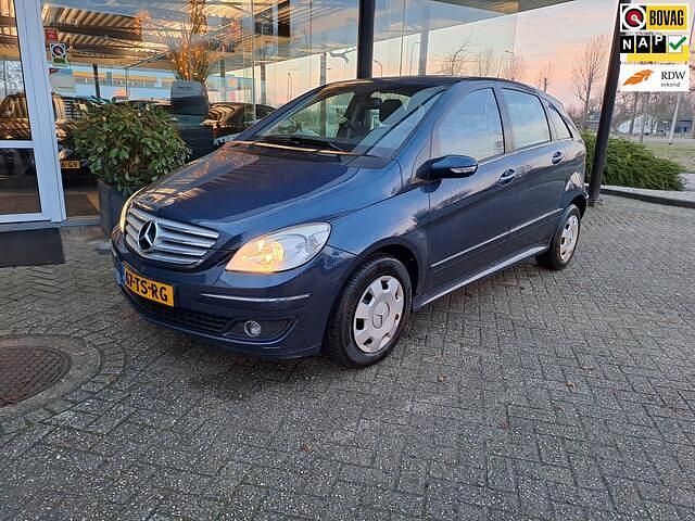 Blauw Occasion 2007 Mercedes B170 MPV | € 2.250 (Eerlijke prijs) - Afbeelding 1/4