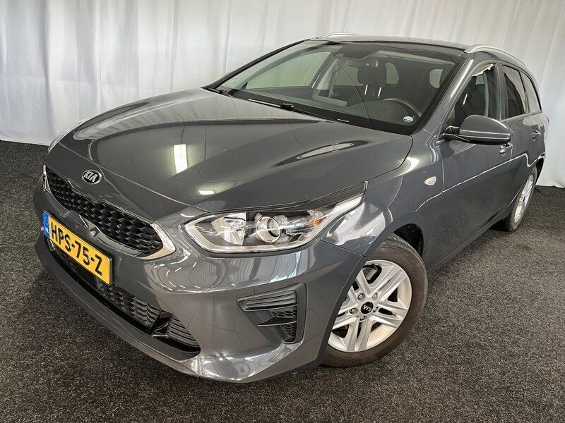 Grijs Gebruikt 2021 Kia Ceed Stationwagen | € 15.250 (Eerlijke prijs) - Afbeelding 1/4