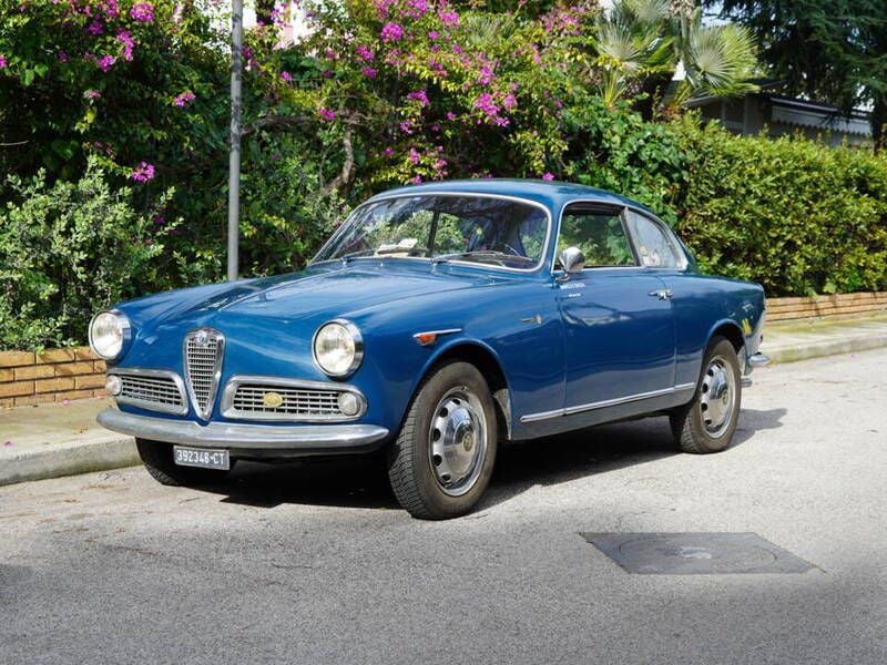 Blauw Gebruikt 1960 Alfa Romeo Giulietta Sprint Hatchback | € 34.500 - Afbeelding 1/4