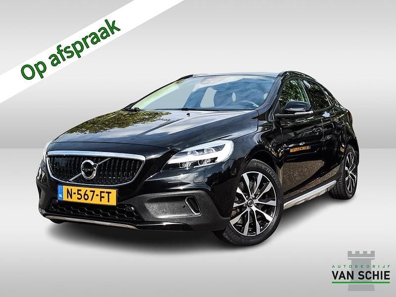 Zwart Gebruikt 2019 Volvo V40 CC Stationwagen | € 19.900 (Eerlijke prijs) - Afbeelding 1/4