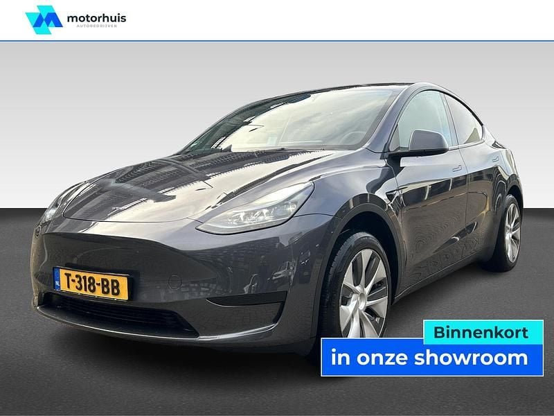 Grijs Gebruikt 2023 Tesla Model Y RWD SUV | € 35.990 (Eerlijke prijs) - Afbeelding 1/4