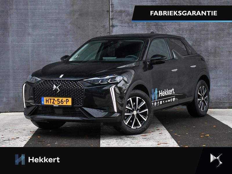Zwart Nieuw 2025 DS Automobiles DS3 SUV | € 38.940 - Afbeelding 1/4