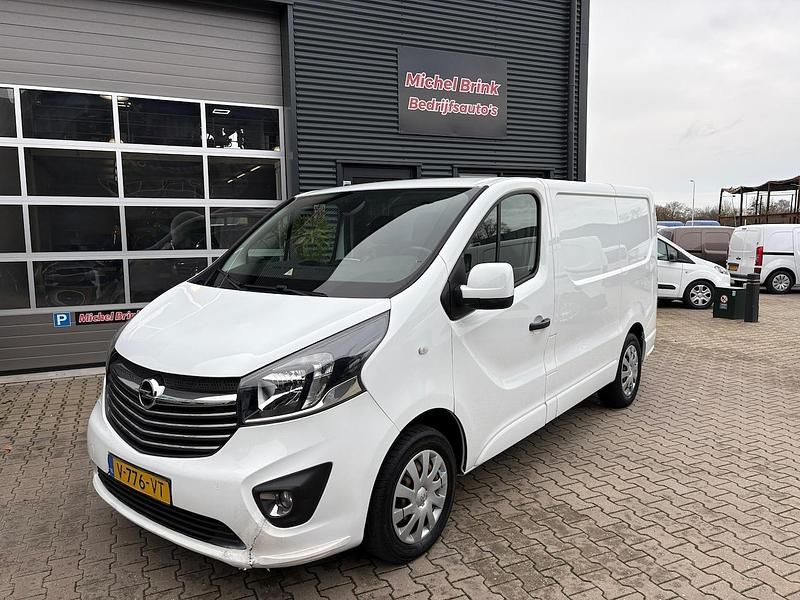 Wit Gebruikt 2019 Opel Vivaro Van | € 5.950 (Super prijs) - Afbeelding 1/4