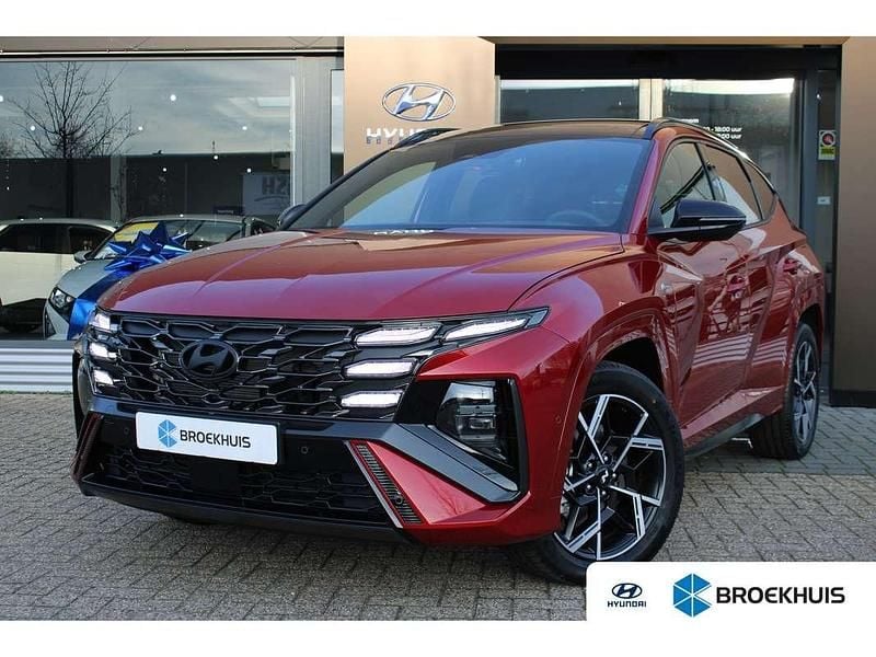Rood Nieuw 2025 Hyundai Tucson N Line SUV | € 58.900 - Afbeelding 1/4