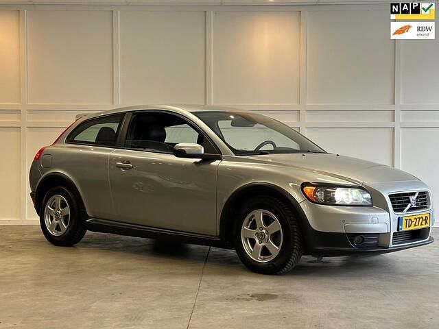Grijs Gebruikt 2007 Volvo C30 Momentum Hatchback | € 2.450 (Duur) - Afbeelding 1/4