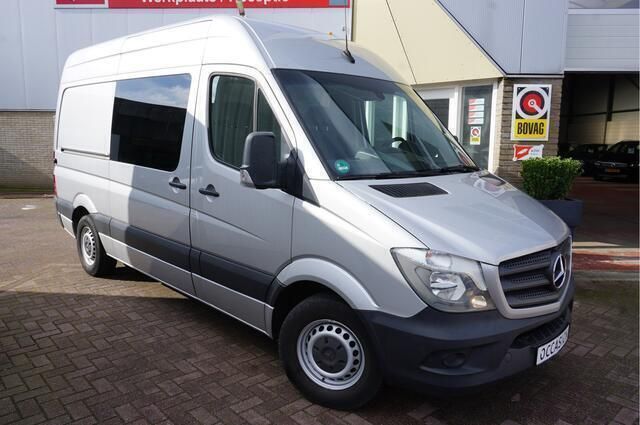 Grijs Gebruikt 2018 Mercedes Sprinter Van | € 19.945 (Iets duurder) - Afbeelding 1/4