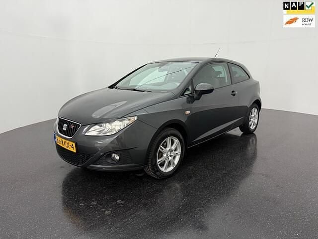 Grijs Gebruikt 2010 Seat Ibiza SC Style Hatchback | € 2.995 (Eerlijke prijs) - Afbeelding 1/4