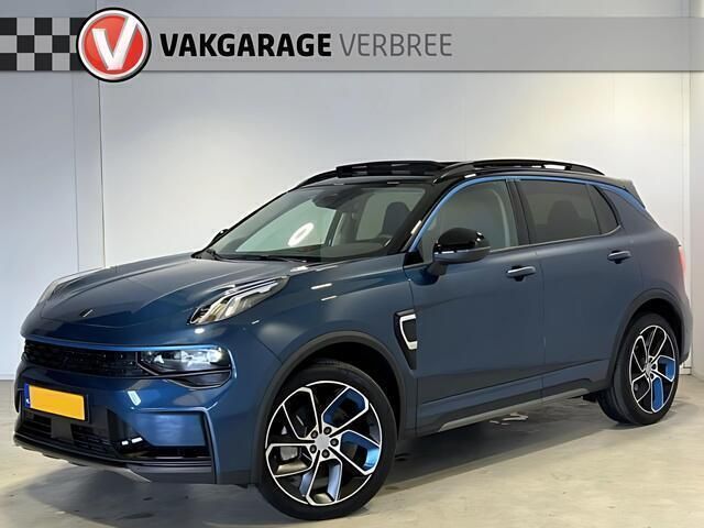 Blauw, metallic lak Gebruikt 2022 Lynk & Co 01 SUV | € 23.240 (Goede deal) - Afbeelding 1/1