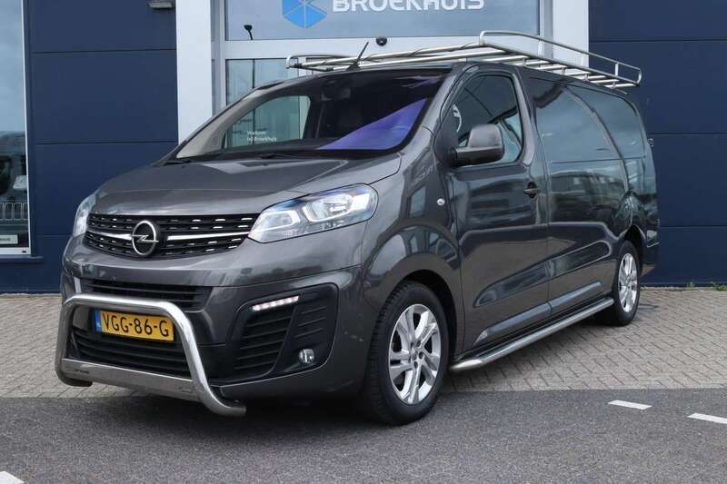 Grijs Gebruikt 2020 Opel Vivaro Innovation Van | € 18.900 (Iets duurder) - Afbeelding 1/4
