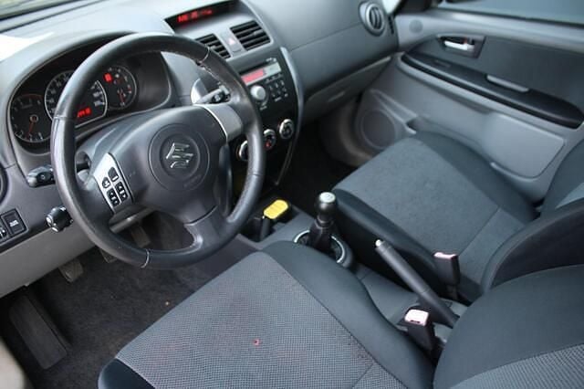 Occasion Suzuki SX4 Exclusive 108 PK (79 kW) 2006 Oranje MPV