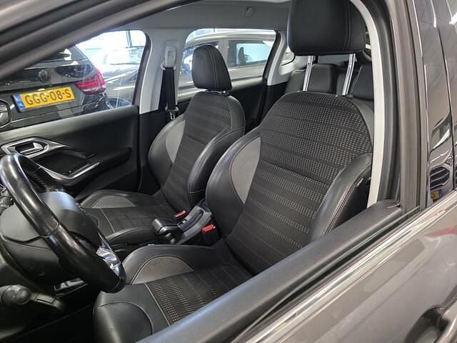 Occasion Peugeot 2008 Allure 110 PK (80 kW) 2017 Grijs SUV