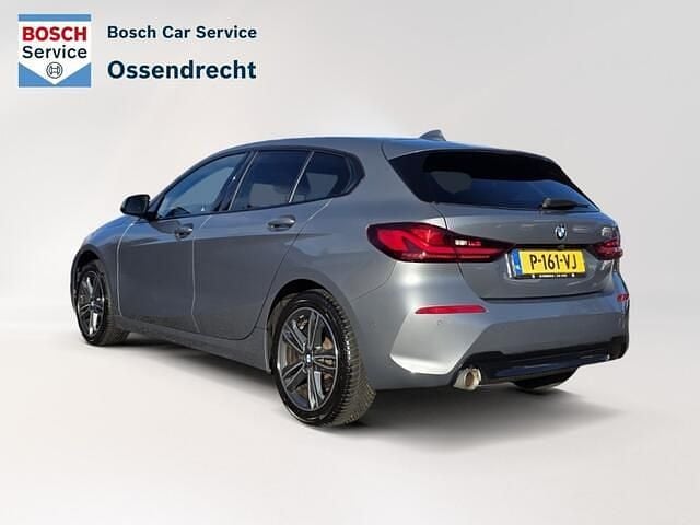 Occasion BMW 118 Sport Line 136 PK (100 kW) 2022 Grijs Hatchback