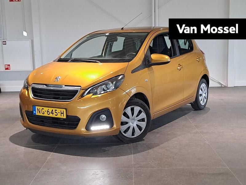 Geel Gebruikt 2017 Peugeot 108 Hatchback | € 7.940 (Eerlijke prijs) - Afbeelding 1/4