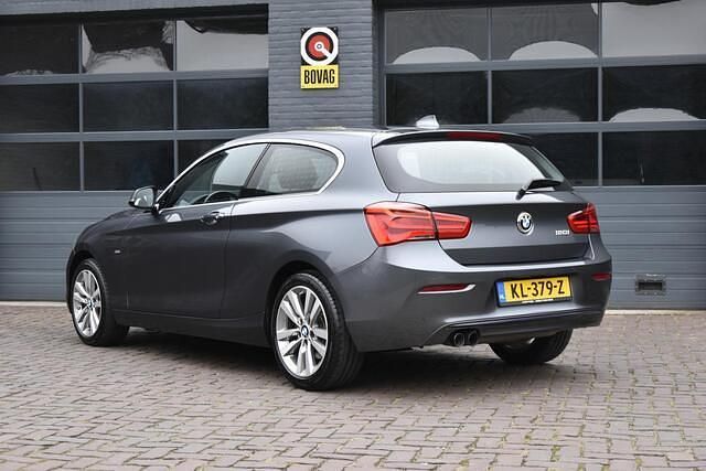 Occasion BMW 120 Executive 184 PK (135 kW) 2016 Grijs (metallic) Hatchback