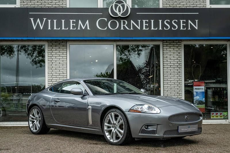 Grijs Gebruikt 2008 Jaguar XKR Coupé | € 47.950 - Afbeelding 1/4