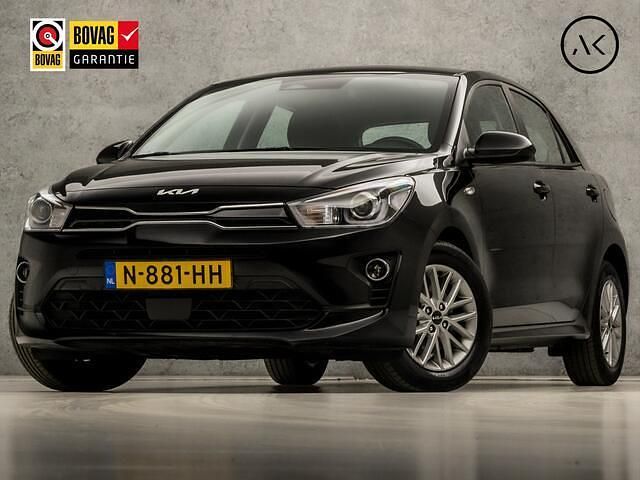 Zwart Gebruikt 2021 Kia Rio Hatchback | € 14.945 (Goede deal) - Afbeelding 1/4