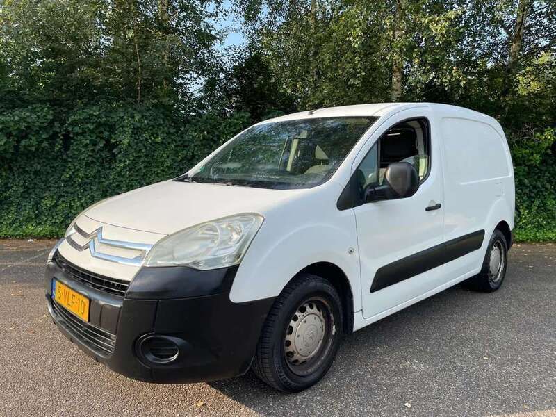 Gebruikt 2011 Citroën Berlingo Comfort MPV | € 2.250 (Duur) - Afbeelding 1/4