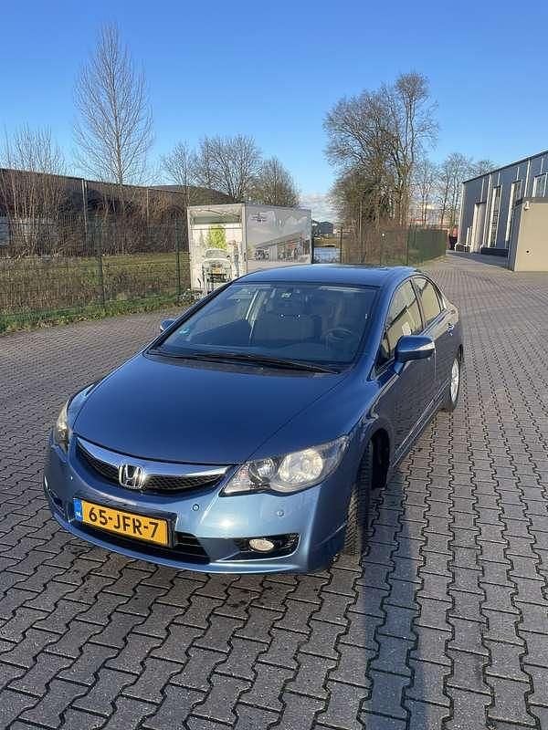 Gebruikt 2009 Honda Civic Comfort Sedan | € 4.500 (Eerlijke prijs) - Afbeelding 1/4