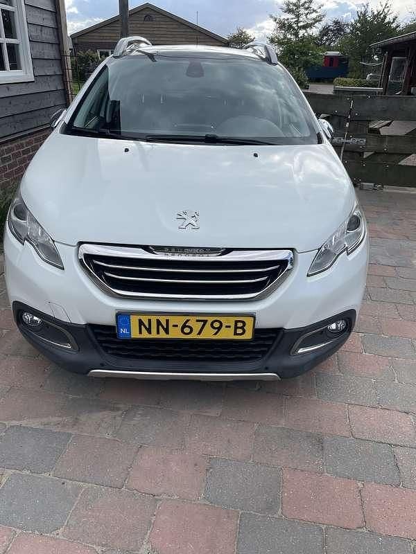 Wit Gebruikt 2015 Peugeot 2008 Allure SUV | € 7.500 (Super prijs) - Afbeelding 1/4