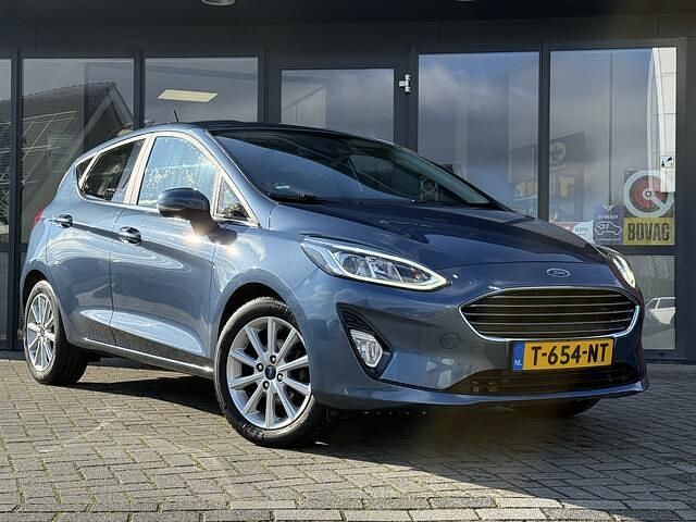 Occasion Ford Fiesta Titanium 101 PK (74 kW) 2019 Blauw Hatchback