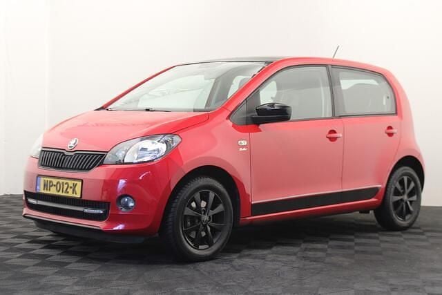 Rood Occasion 2014 Skoda Citigo Elegance Hatchback | € 7.750 (Duur) - Afbeelding 1/4