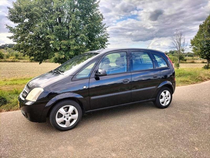 Gebruikt 2004 Opel Meriva MPV | € 750 (Goede deal) - Afbeelding 1/4