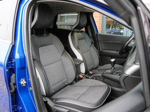 Occasion Renault Captur Intens 131 PK (96 kW) 2020 Blauw SUV