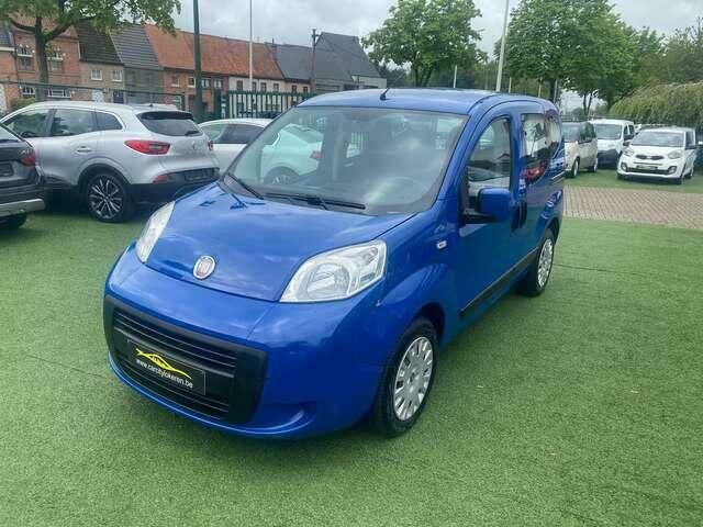 Blauw Gebruikt 2011 Fiat Qubo Trekking MPV | € 4.650 - Afbeelding 1/4