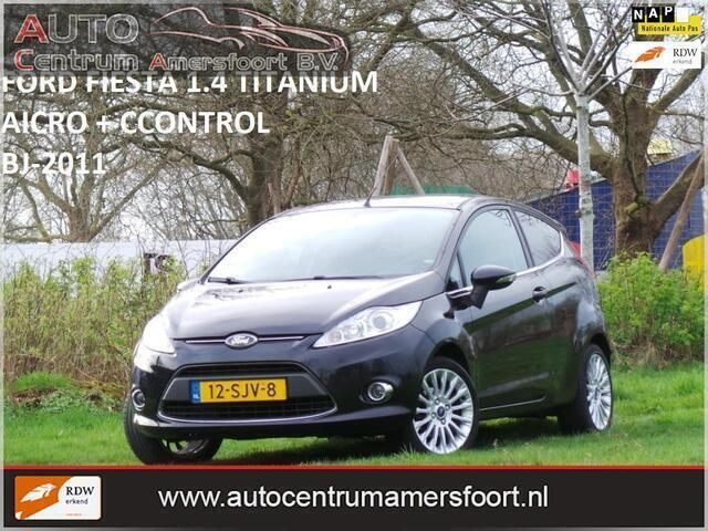 Zwart Gebruikt 2011 Ford Fiesta Titanium Hatchback | € 3.449 (Eerlijke prijs) - Afbeelding 1/4