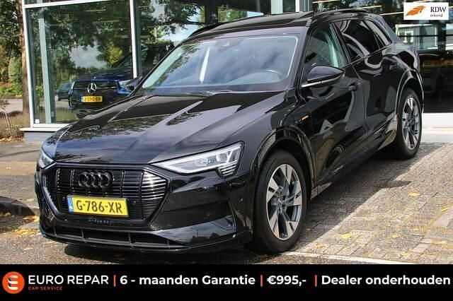 Zwart Gebruikt 2019 Audi e-tron SUV | € 23.795 (Goede deal) - Afbeelding 1/4