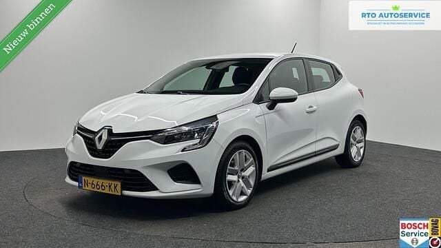 Wit Occasion 2021 Renault Clio V Business Hatchback | € 11.000 (Eerlijke prijs) - Afbeelding 1/4