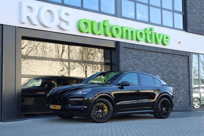 Zwart Gebruikt 2021 Porsche Cayenne Turbo S SUV | € 103.950 (Iets duurder) - Afbeelding 1/4