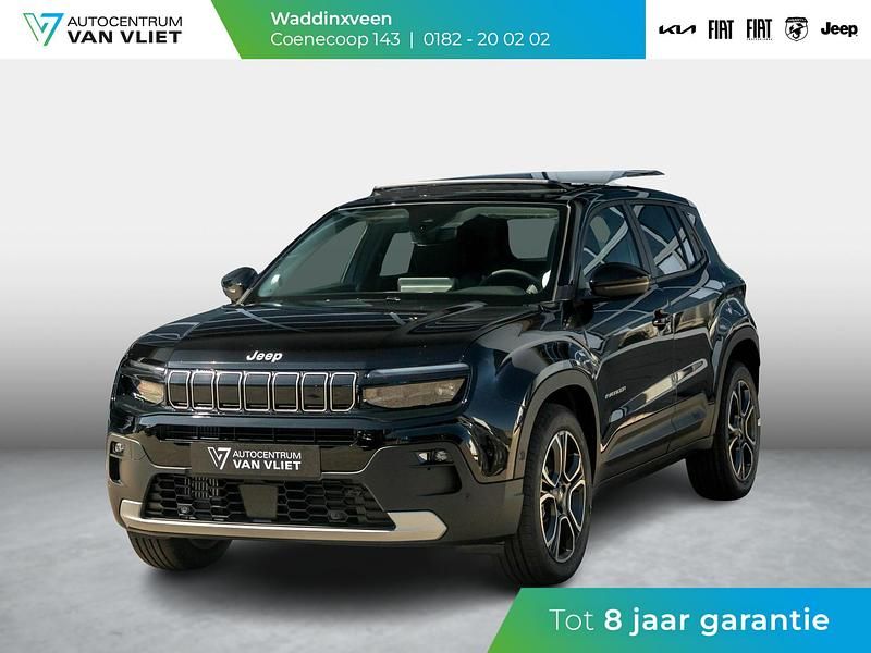 Volcano black (601) Occasion 2025 Jeep Avenger Summit SUV | € 34.689 (Duur) - Afbeelding 1/4