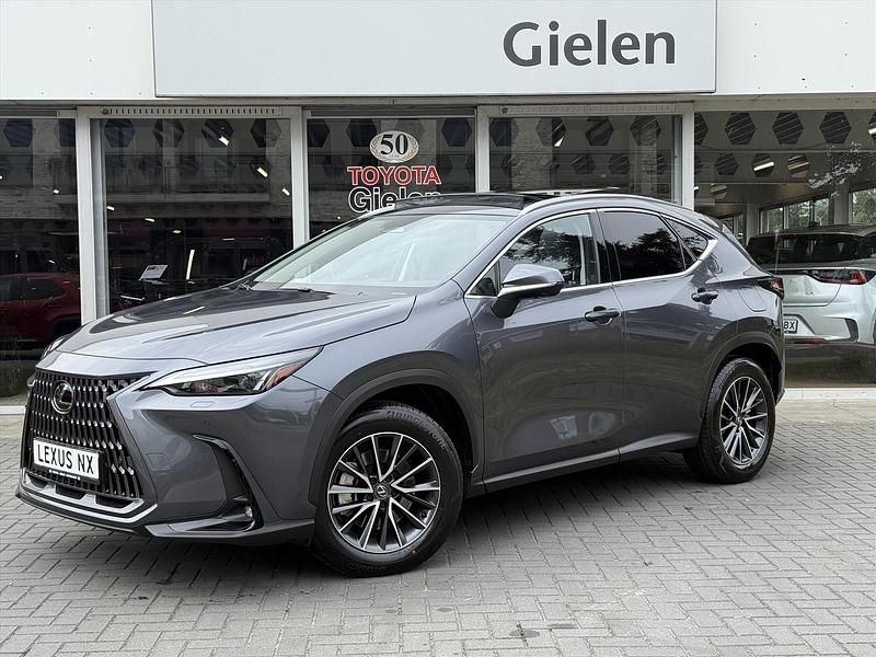 Grijs Nieuw 2025 Lexus NX450h+ Luxury Line SUV | € 62.900 (Iets duurder) - Afbeelding 1/4