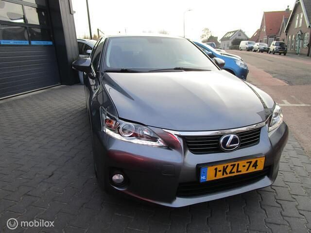 Occasion Lexus CT200h Business Edition 99 PK (72 kW) 2013 Grijs Hatchback